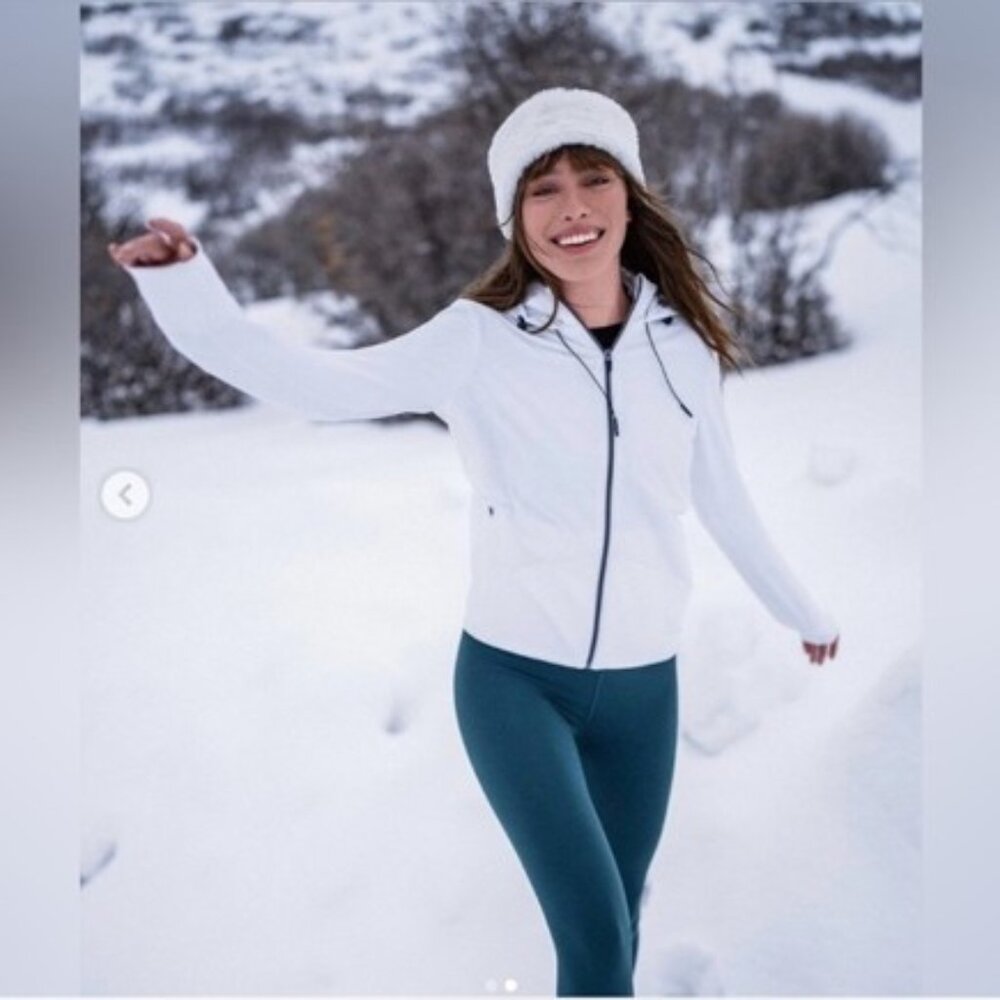 Vuori Women's Chilled Out Full Zip Hooded Jacket